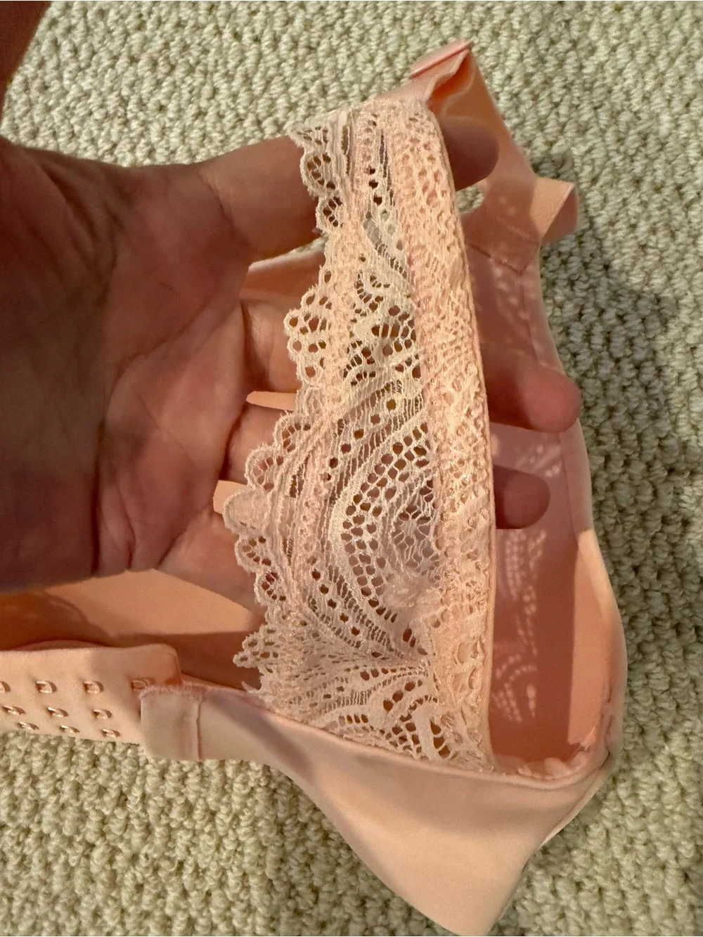 SOMA Enchanting Lace Trim Wireless Bra Size 34 DD